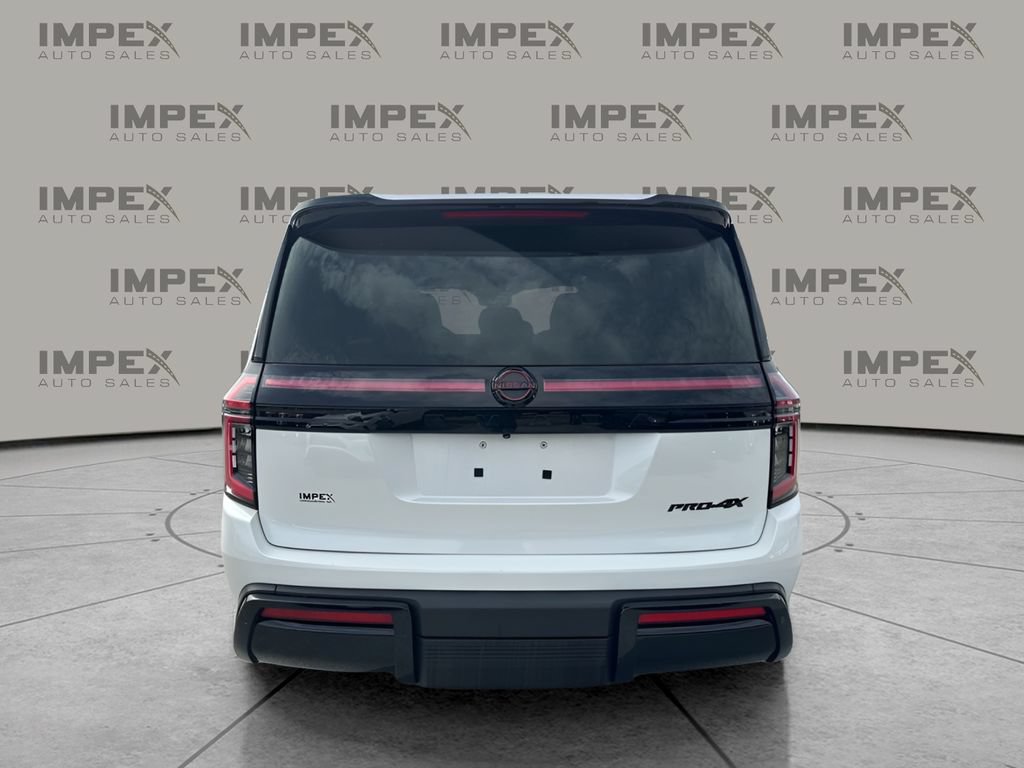 Used 2025 Nissan Armada PRO-4X AWD/4WD image 4
