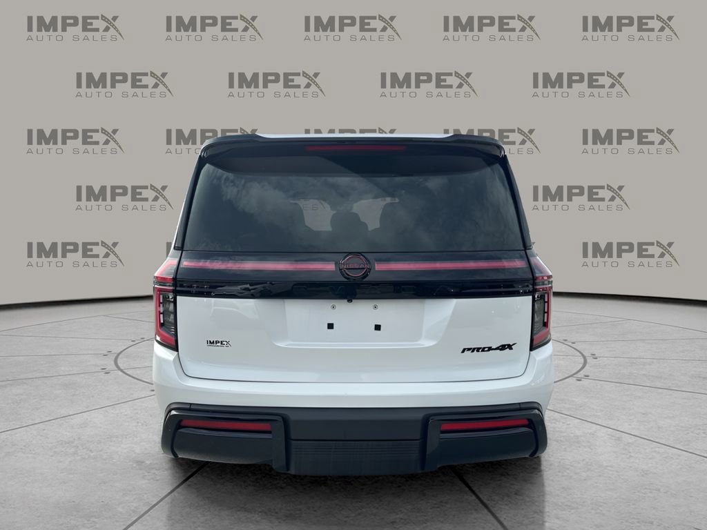 Used 2025 Nissan Armada PRO-4X image 4