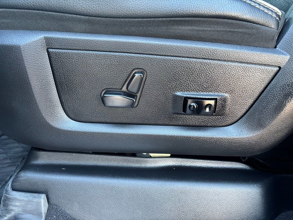 Used 2020 RAM 2500 Laramie image 15