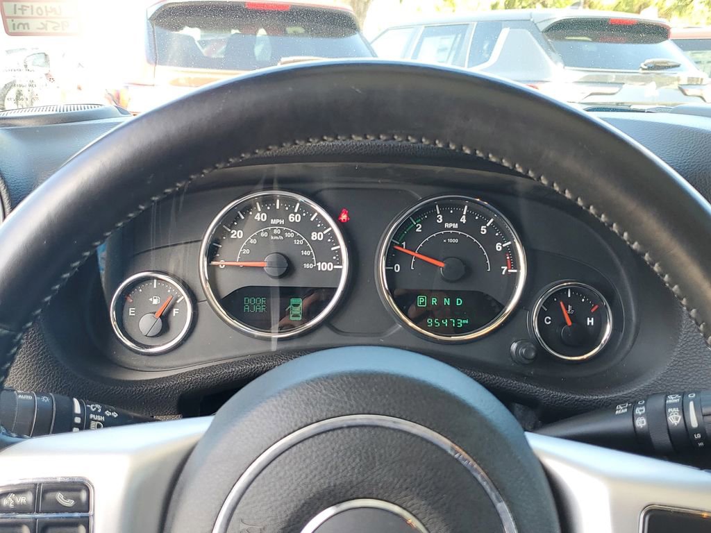 Used 2017 Jeep Wrangler Unlimited Sahara w/ Quick Order Package 24E Chief AWD/4WD image 18