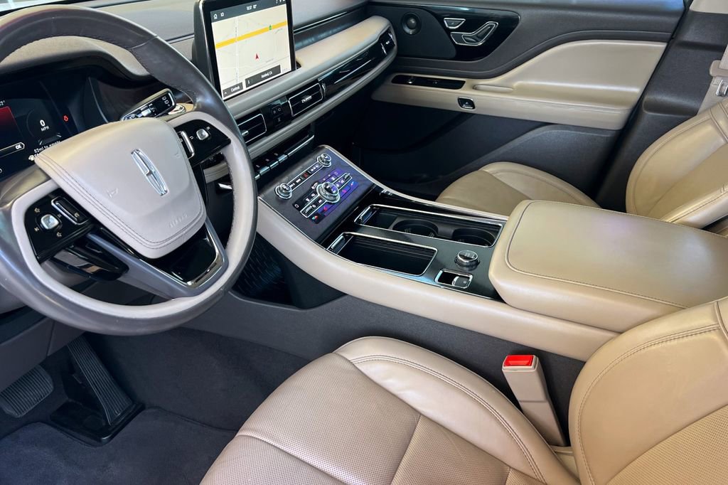 Used 2020 Lincoln Aviator Reserve RWD image 12