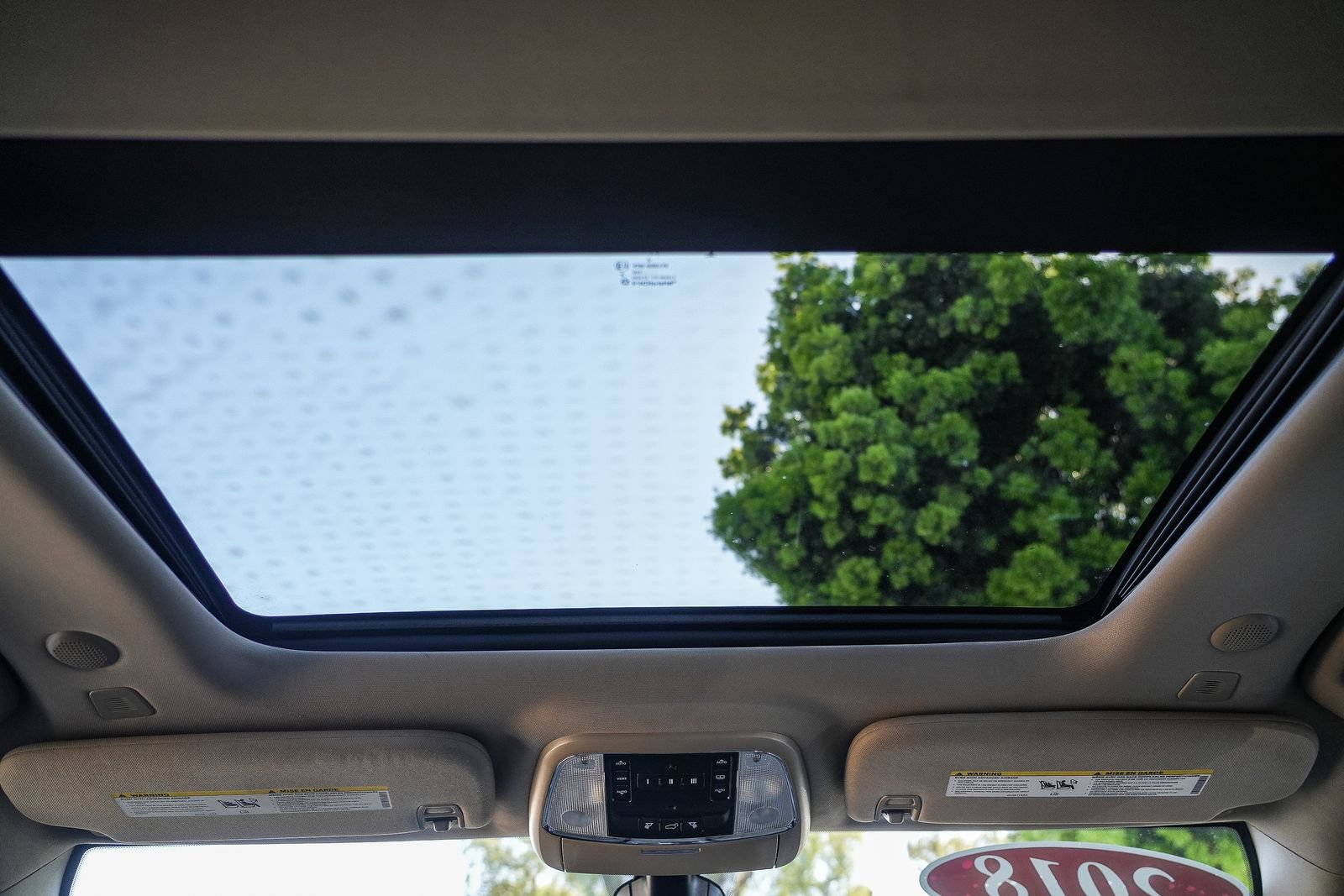 Used 2018 Jeep Grand Cherokee Overland image 16