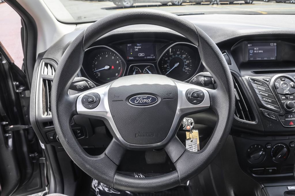Used 2014 Ford Focus S FWD image 17