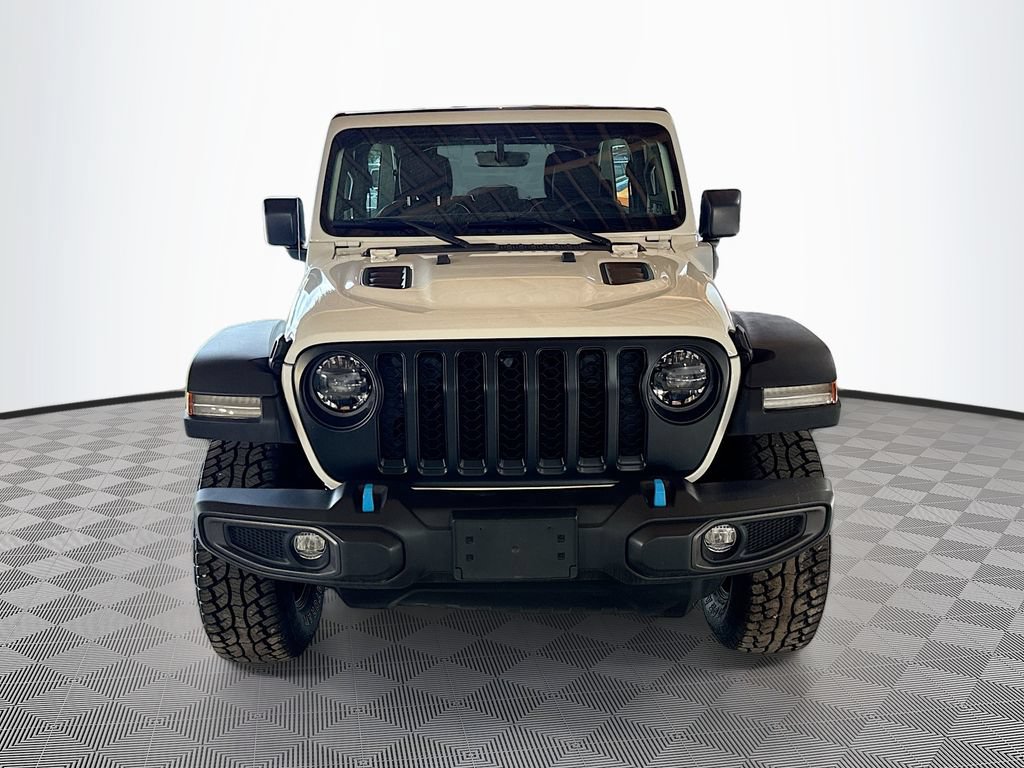 Used 2023 Jeep Wrangler Unlimited Rubicon 4xe w/ Cold Weather Group AWD/4WD image 2