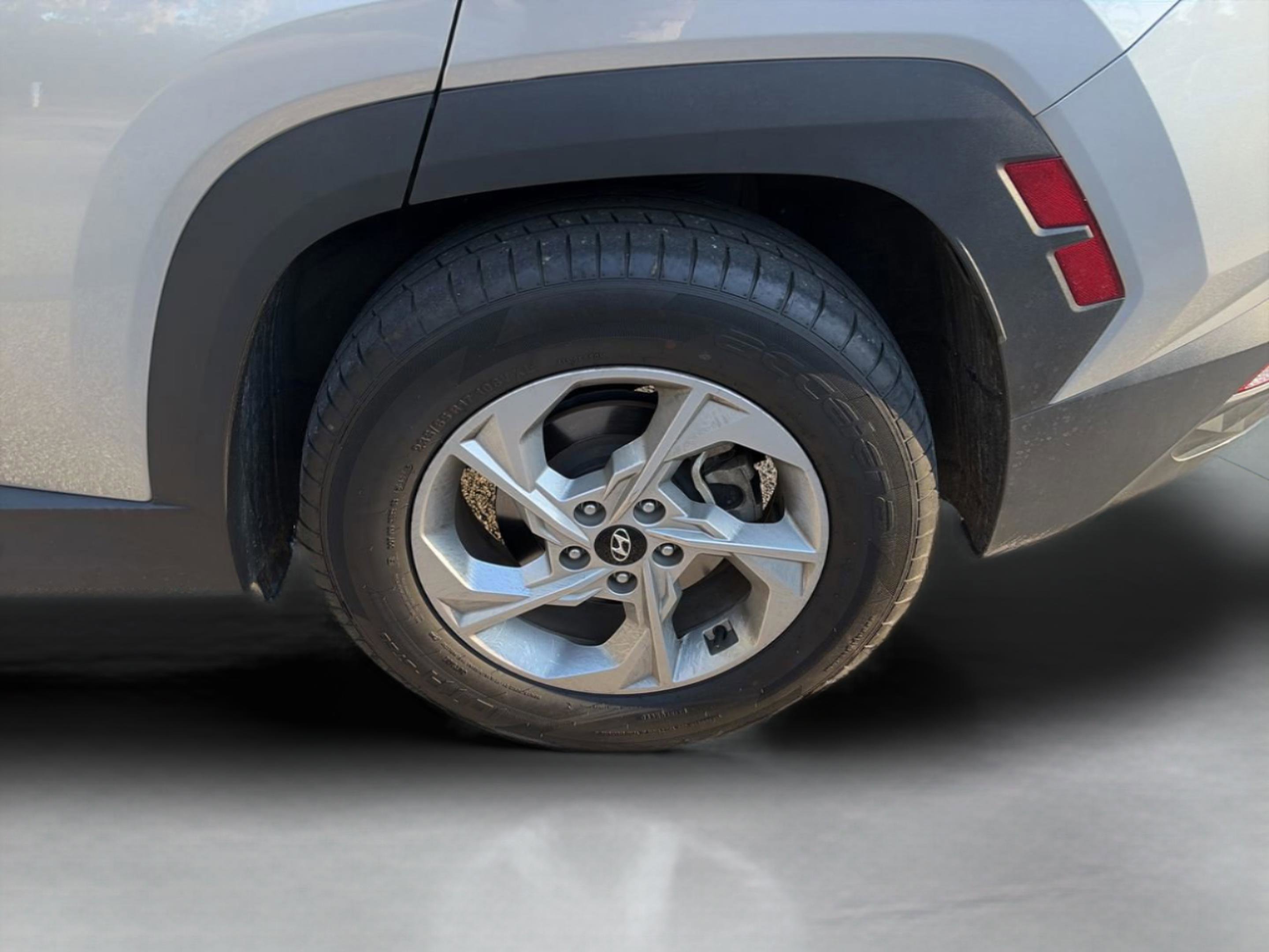 Used 2024 Hyundai Tucson SEL image 32