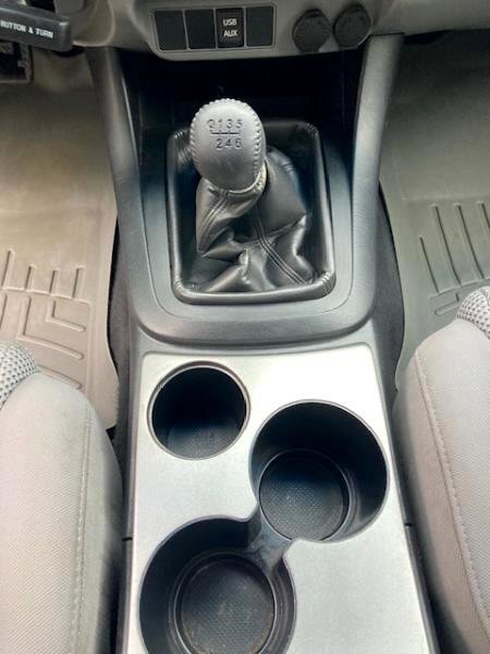 Used 2015 Toyota Tacoma TRD Pro image 25