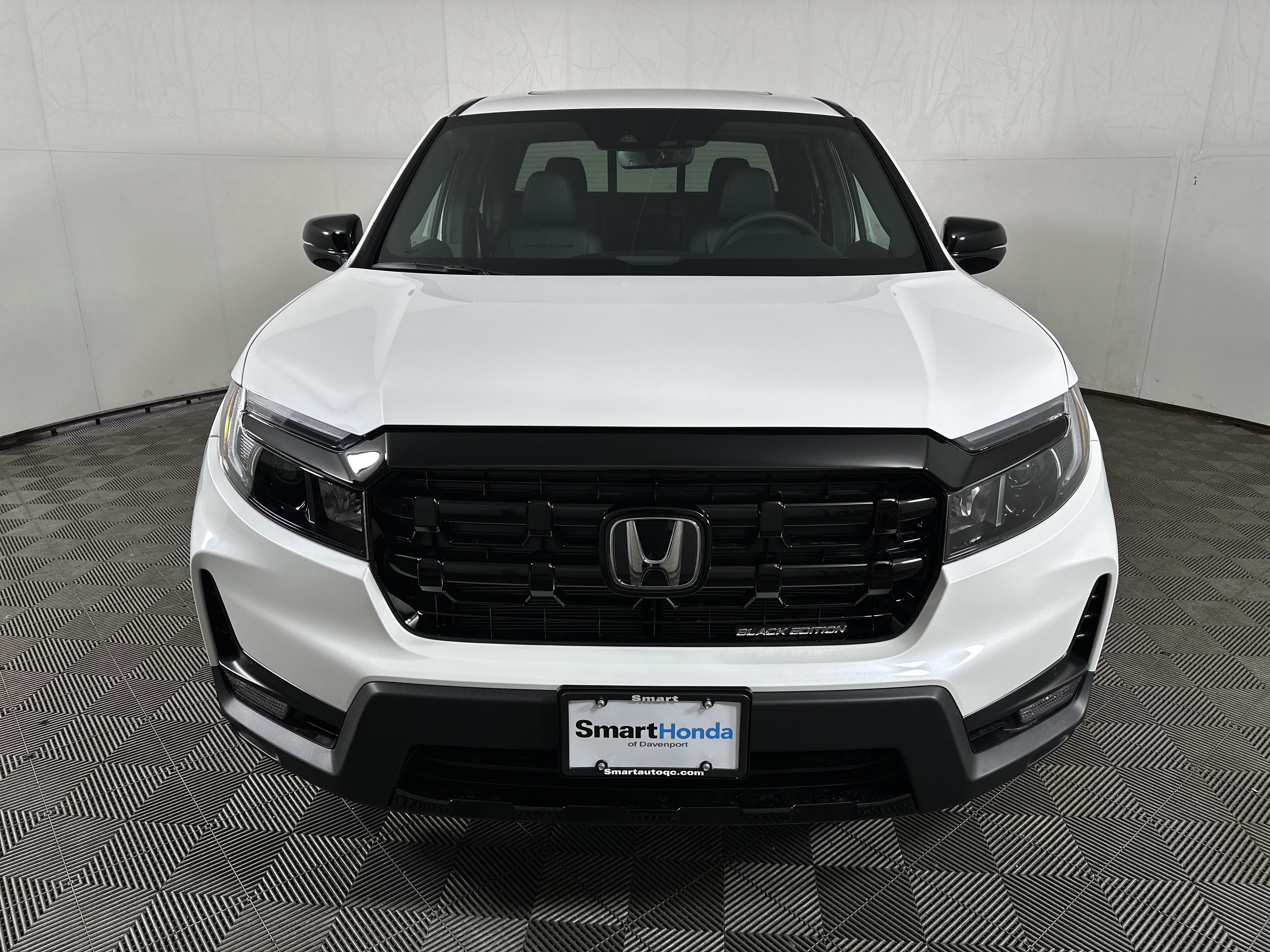 New 2026 Honda Ridgeline Black Edition image 2