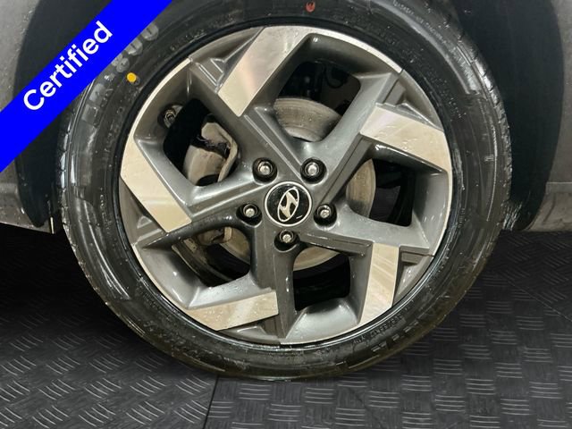 Certified 2023 Hyundai Venue Limited FWD image 15