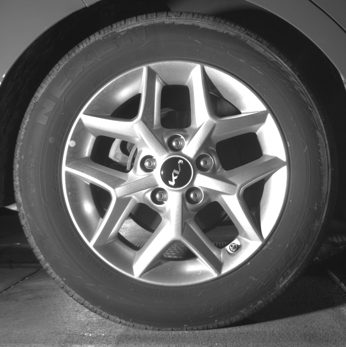 Used 2025 Kia Soul LX w/ LX Technology Package FWD image 15