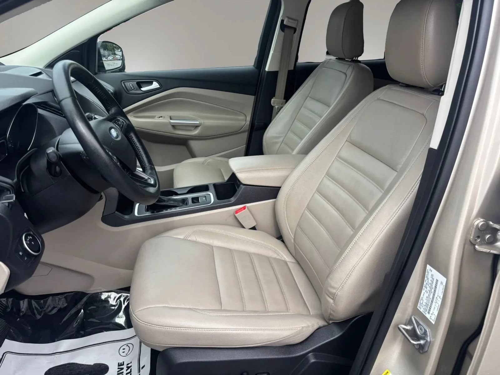Used 2018 Ford Escape SEL FWD image 11