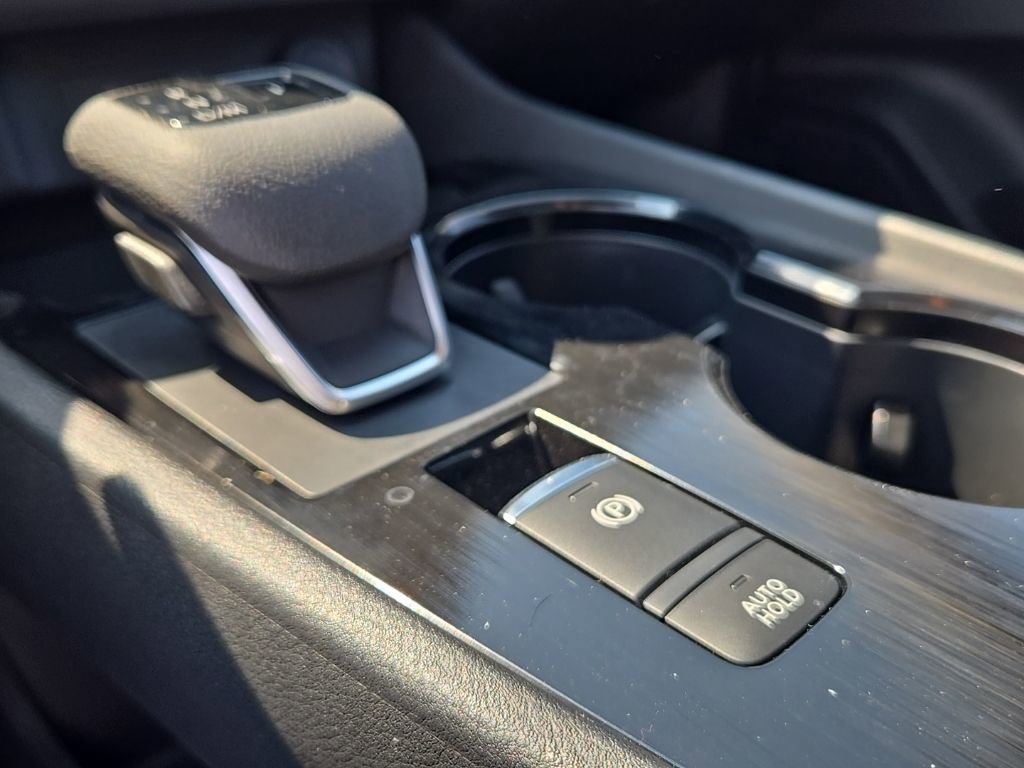 Used 2023 Nissan Rogue SV w/ SV Premium B Package image 20