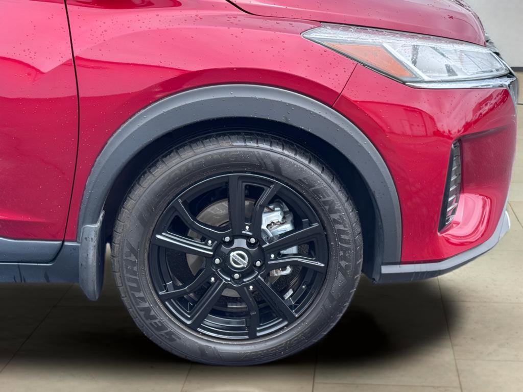 Used 2021 Nissan Kicks SV FWD image 39