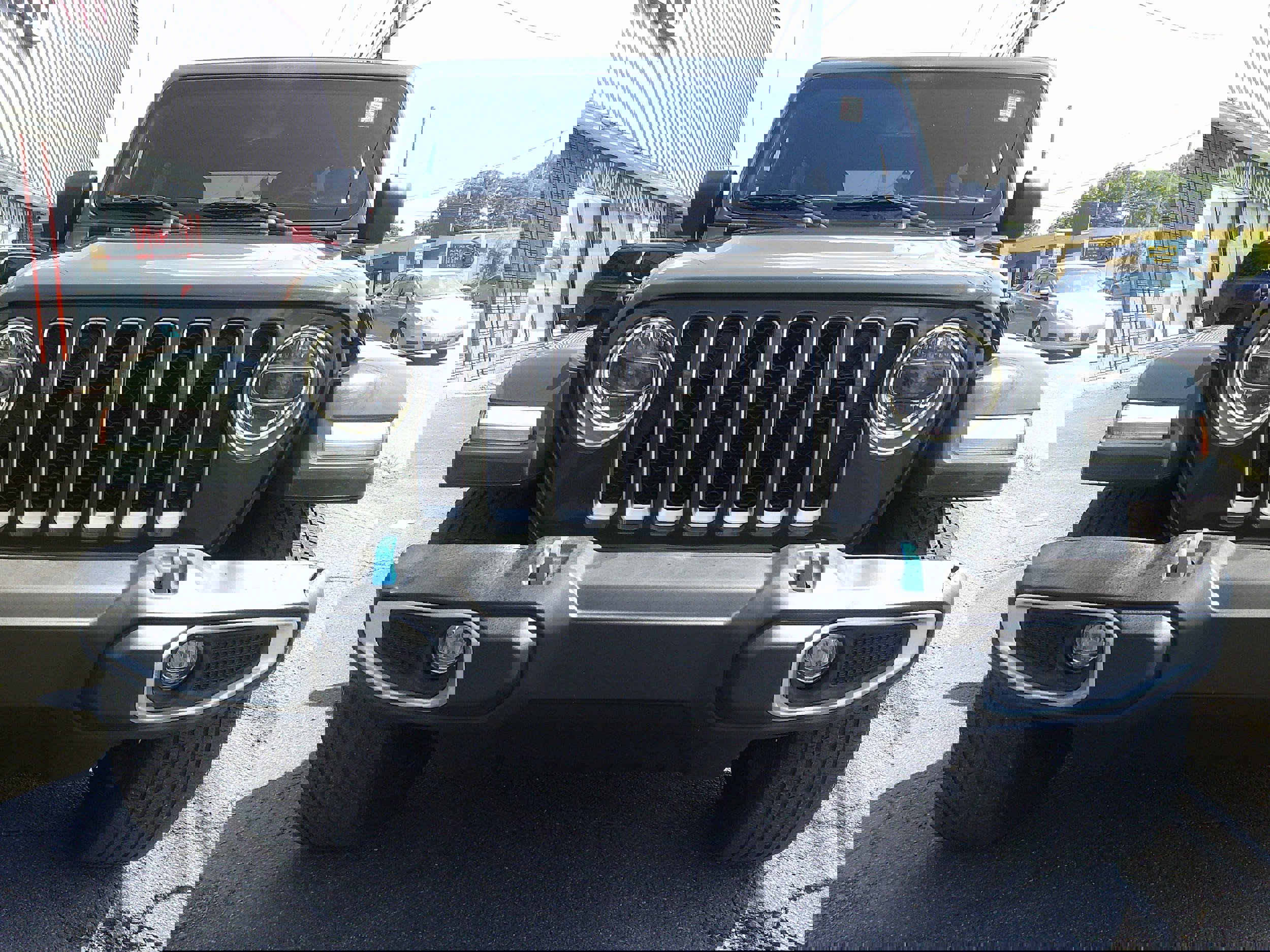 Used 2022 Jeep Wrangler Sahara image 10