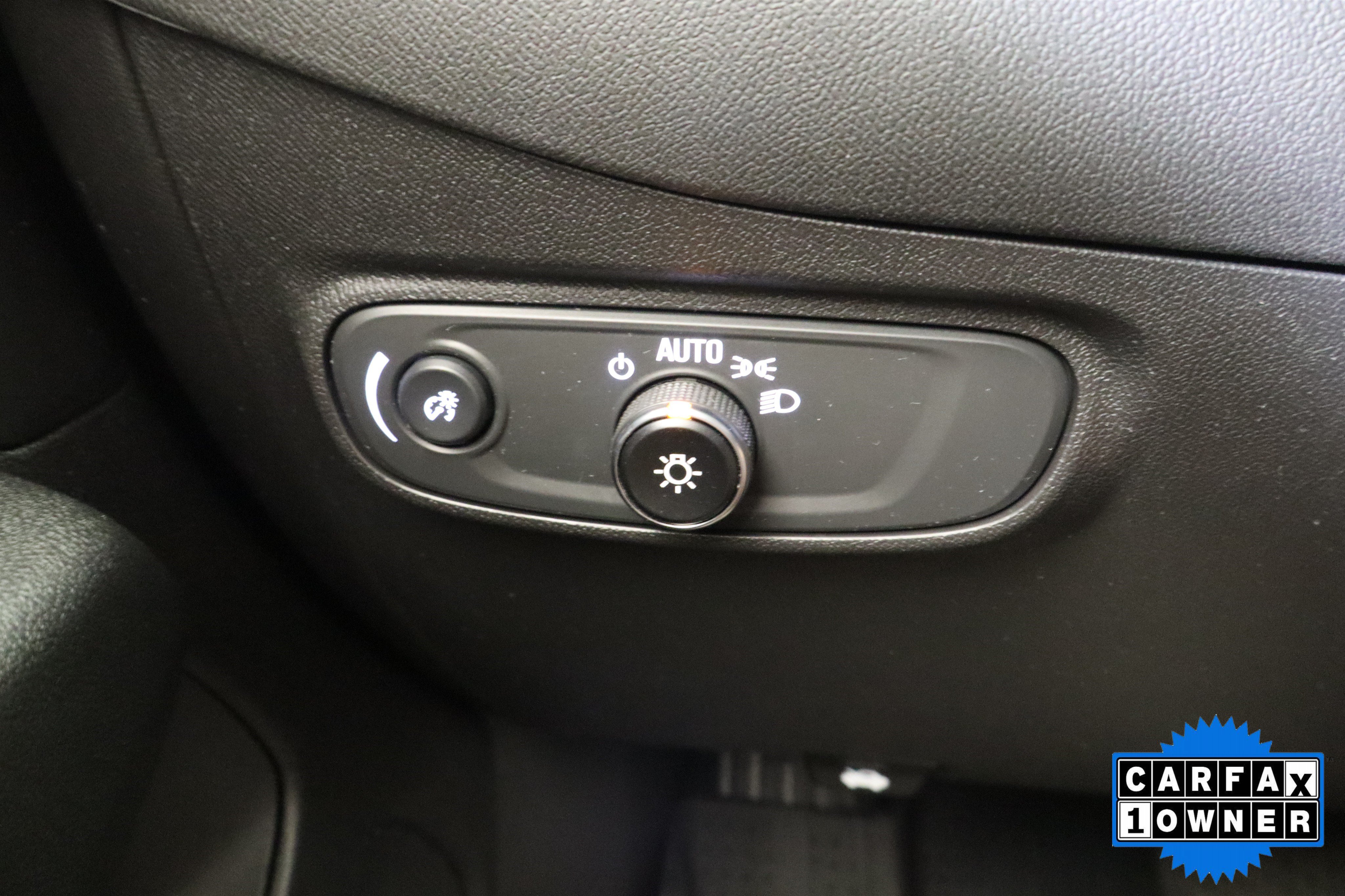 Used 2024 Chevrolet Equinox RS w/ LPO, Floor Liner Package AWD/4WD image 34