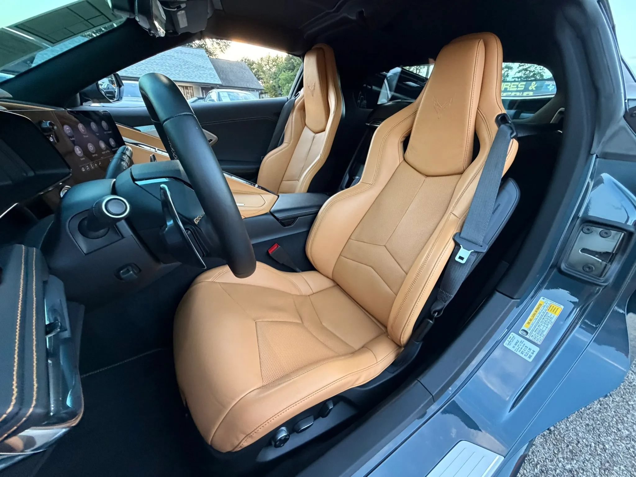 Used 2020 Chevrolet Corvette Stingray Preferred Cpe w/ 2LT Preferred Equipment Group RWD image 25