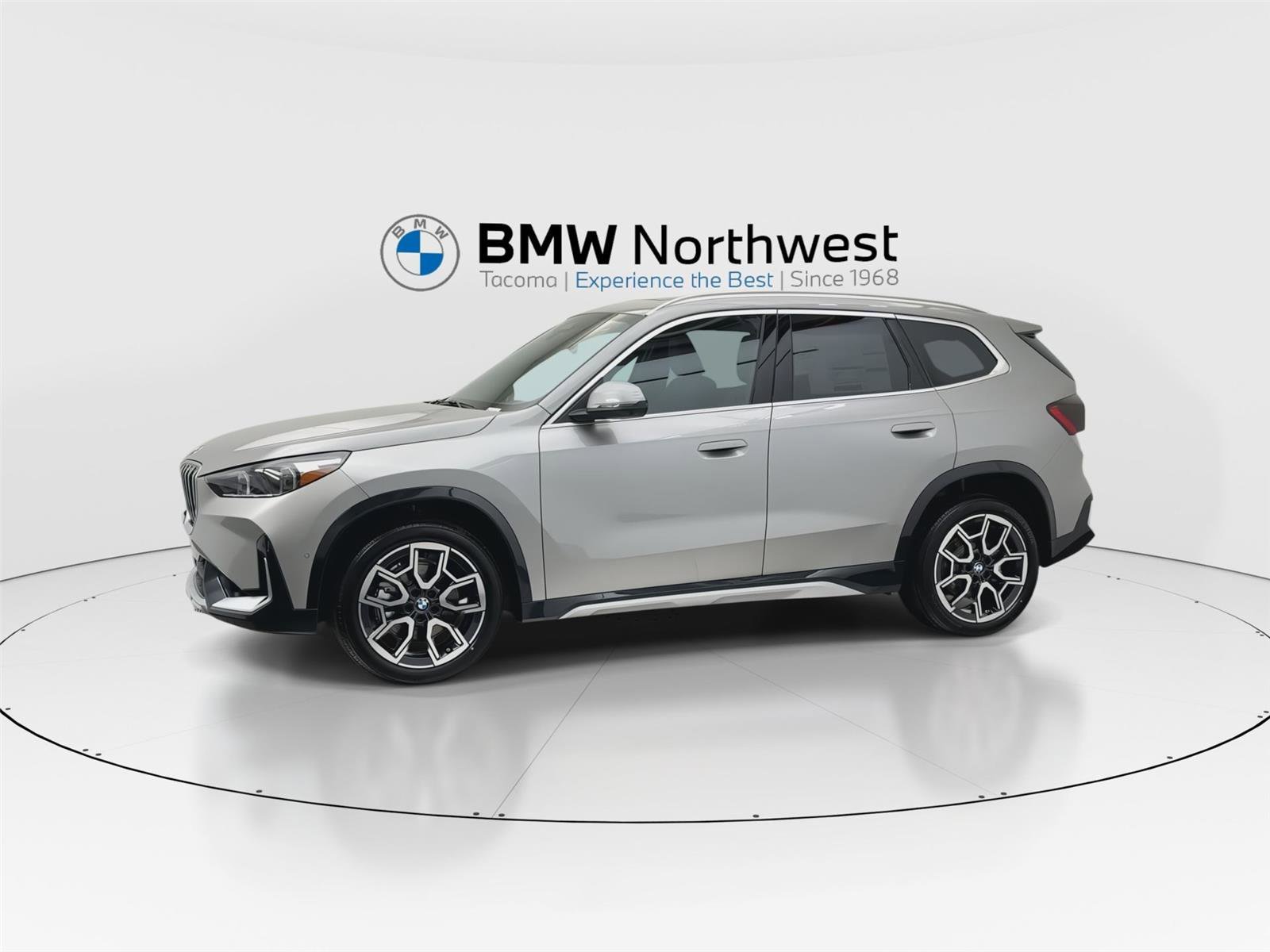New 2026 BMW X1 xDrive28i w/ Technology Package AWD/4WD image 10