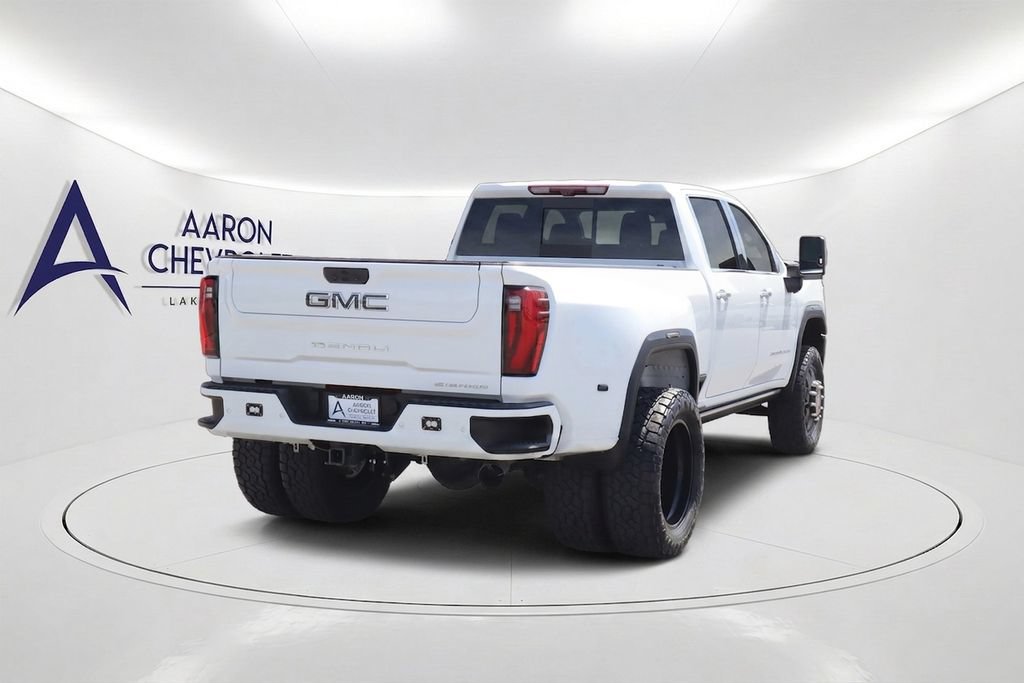 Used 2024 GMC Sierra 3500 Denali Ultimate AWD/4WD image 4