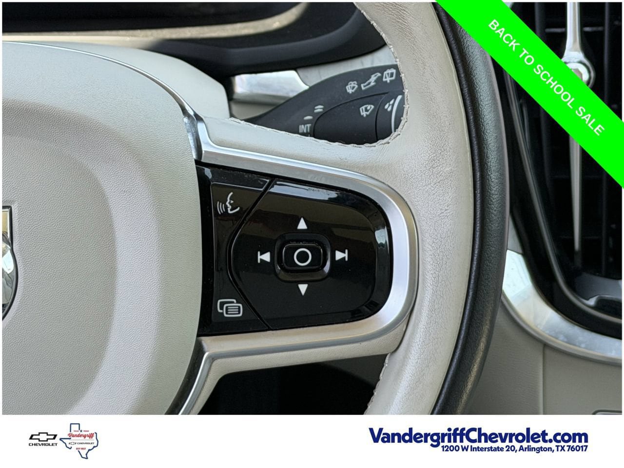 Used 2025 Volvo V60 B5 Cross Country Plus AWD/4WD image 14