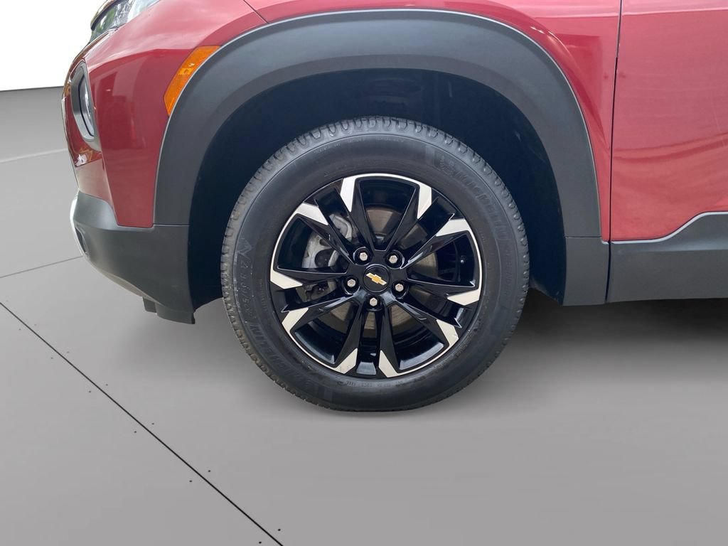 Used 2022 Chevrolet TrailBlazer LT w/ Convenience Package AWD/4WD image 9