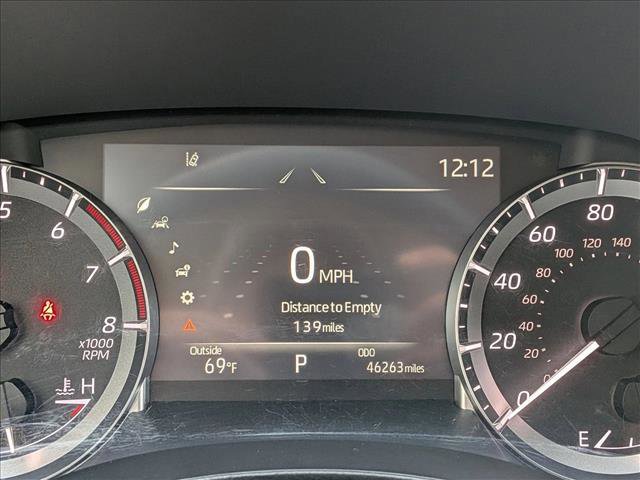 Used 2023 Toyota Highlander LE AWD/4WD image 11