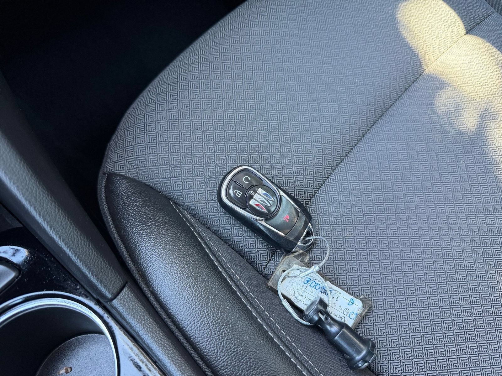 Used 2025 Buick Encore GX Preferred FWD image 21