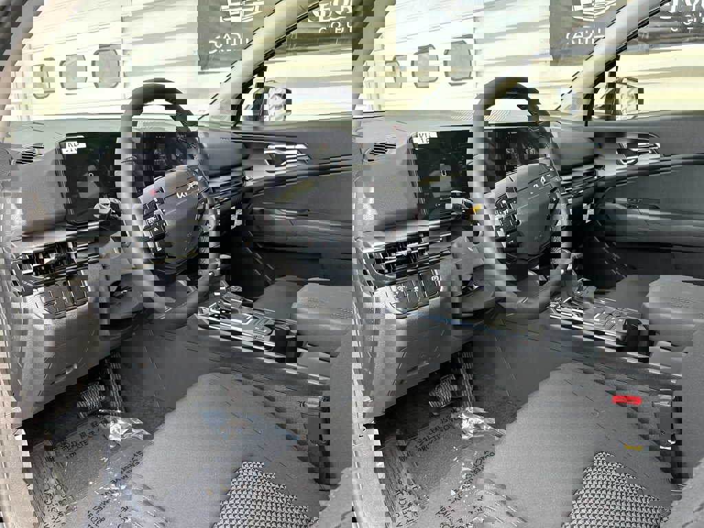 New 2026 Kia Sportage LX image 10