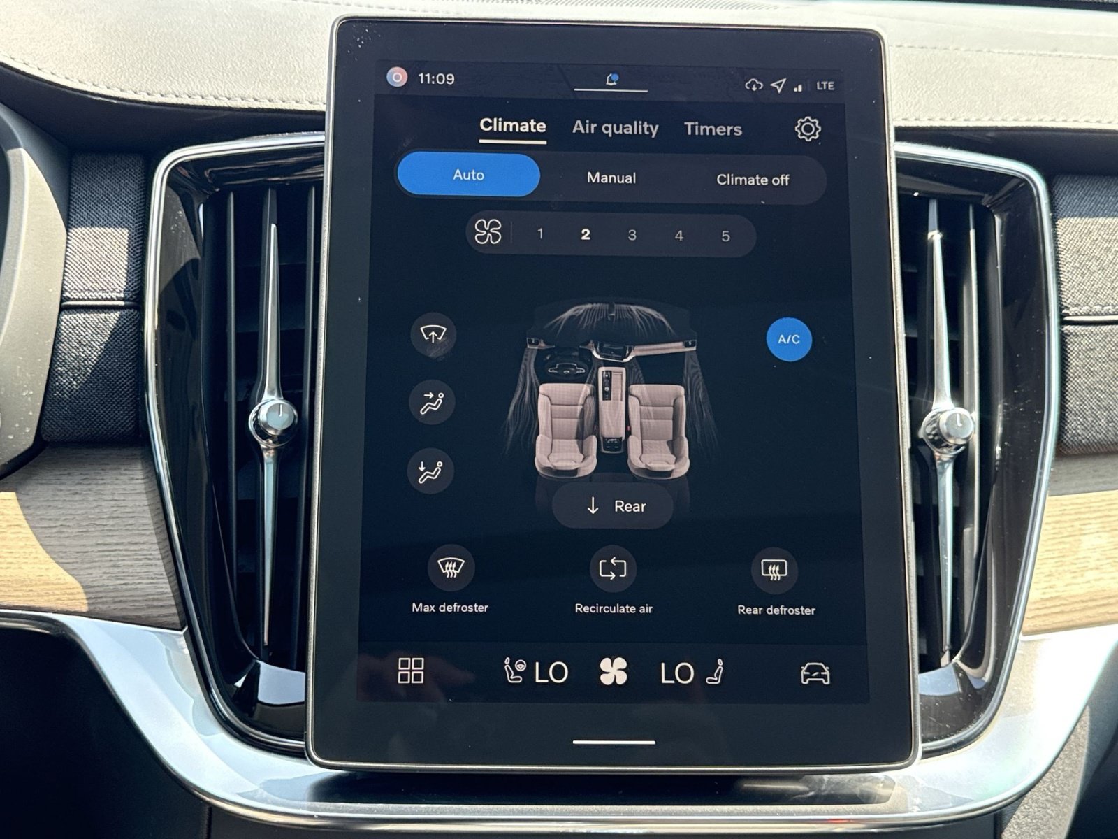 New 2026 Volvo XC90 B6 Plus AWD/4WD image 29