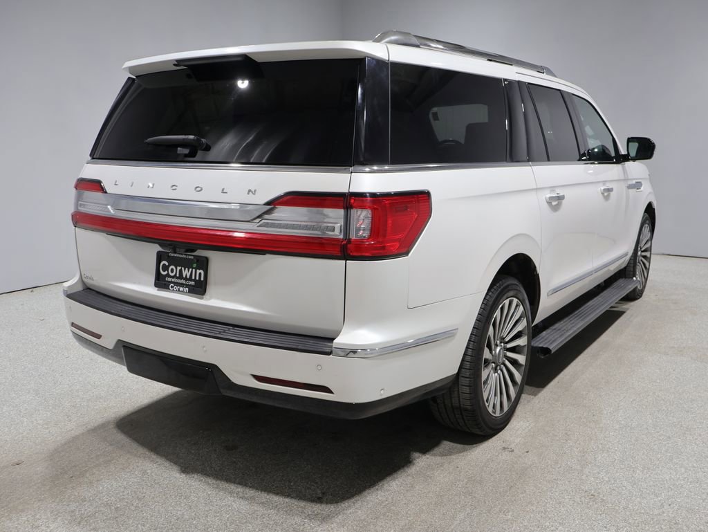 Used 2019 Lincoln Navigator L Reserve AWD/4WD image 2