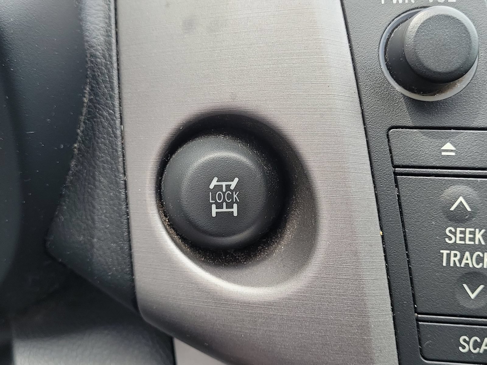 Used 2008 Toyota RAV4 Sport AWD/4WD image 22