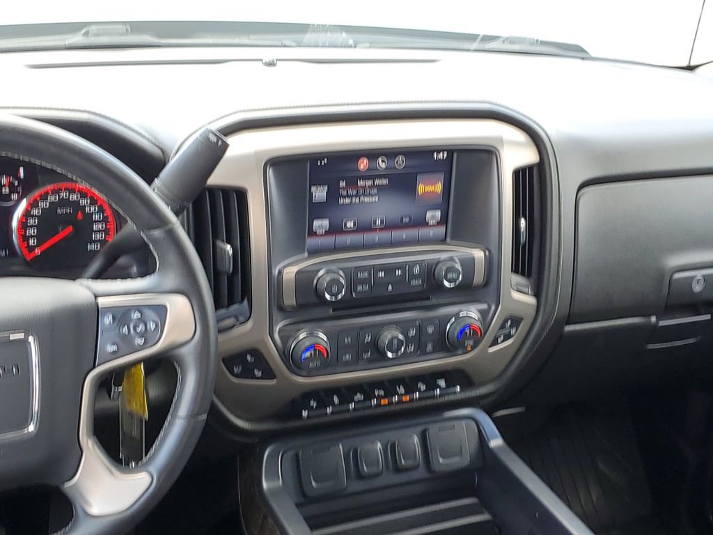 Used 2015 GMC Sierra 2500 Denali w/ Duramax Plus Package AWD/4WD image 29