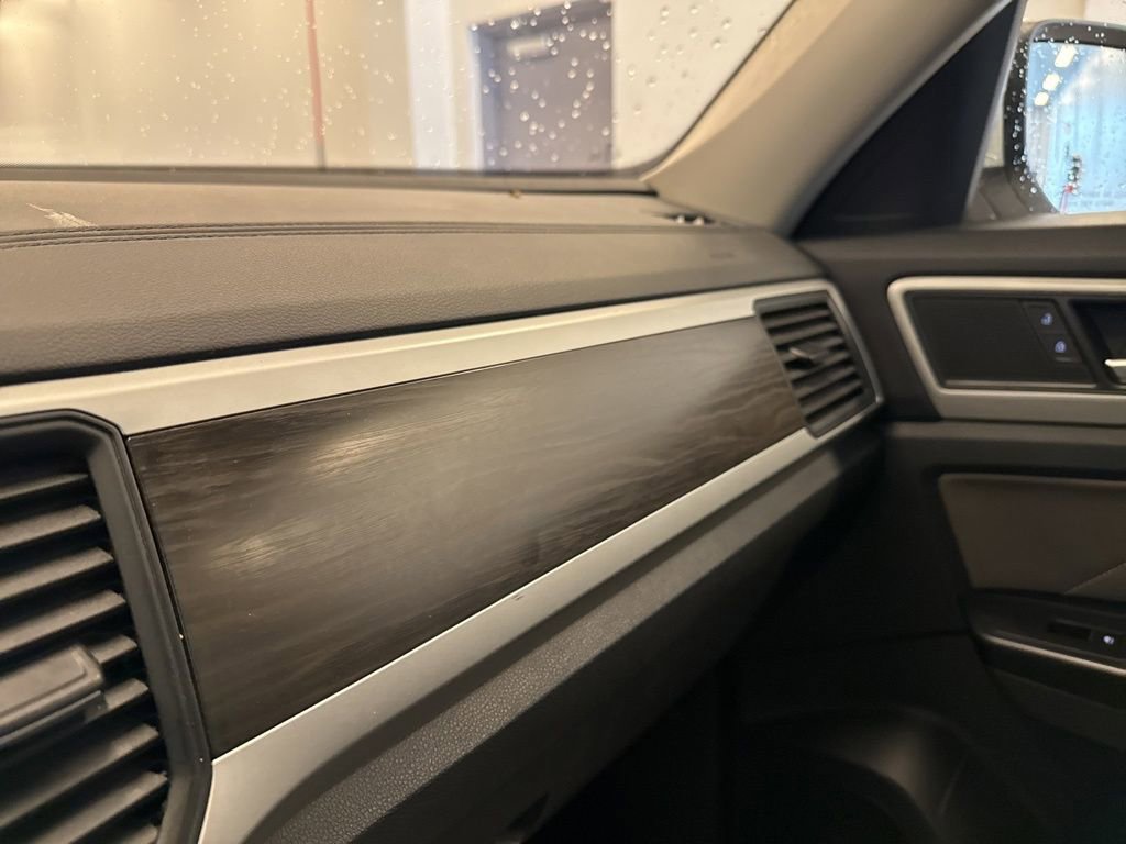 Used 2021 Volkswagen Atlas SE w/ Panoramic Sunroof Package image 29