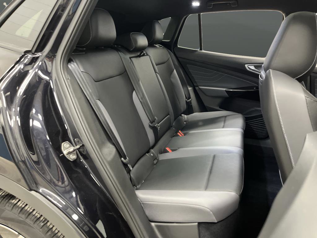 Used 2024 Volkswagen ID.4 Pro S image 31