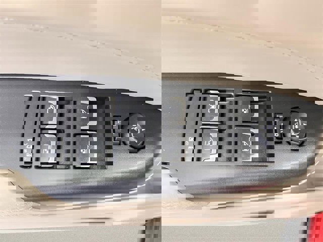 Used 2015 Cadillac SRX Performance w/ Driver Awareness Package image 14