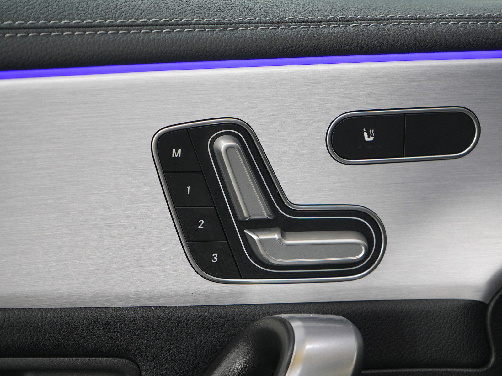 Used 2021 Mercedes-Benz CLA 250 4MATIC image 21