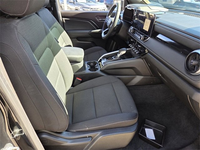 Used 2024 Chevrolet Colorado LT image 15