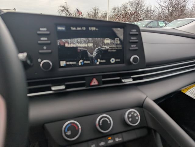 New 2026 Hyundai Elantra SE image 21