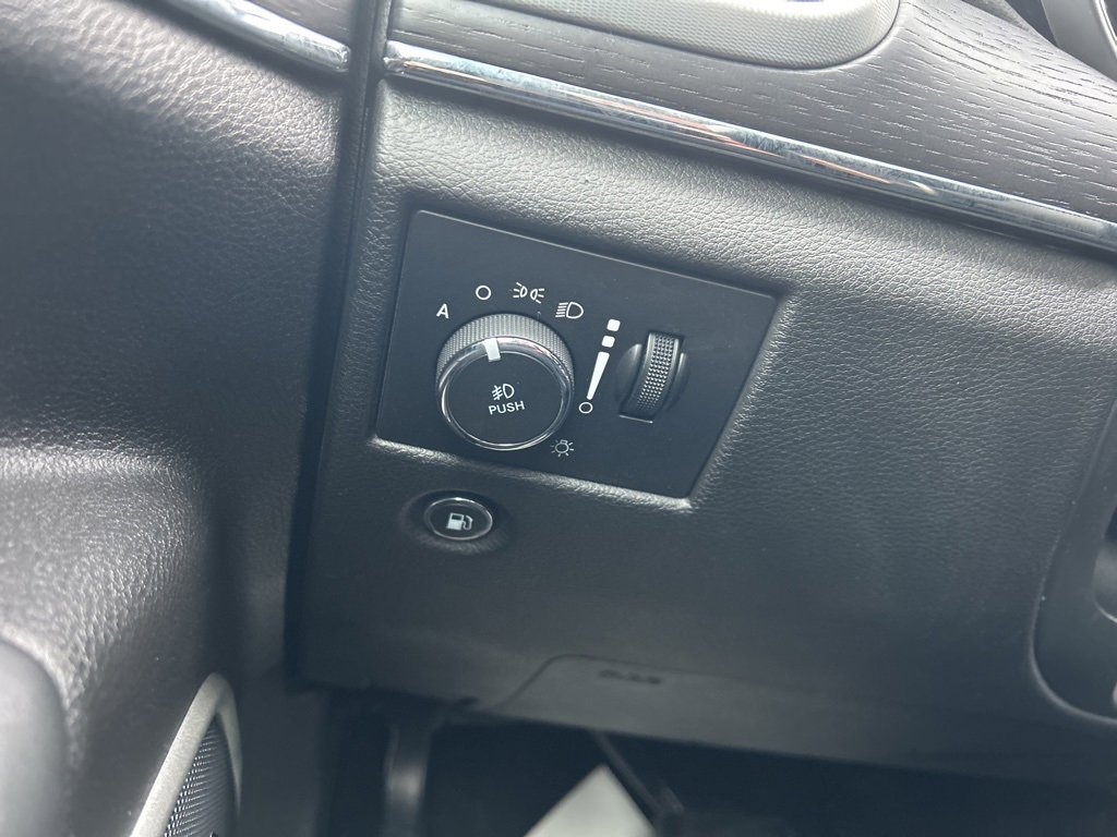 Used 2020 Jeep Grand Cherokee Summit w/ Platinum Series Group image 33