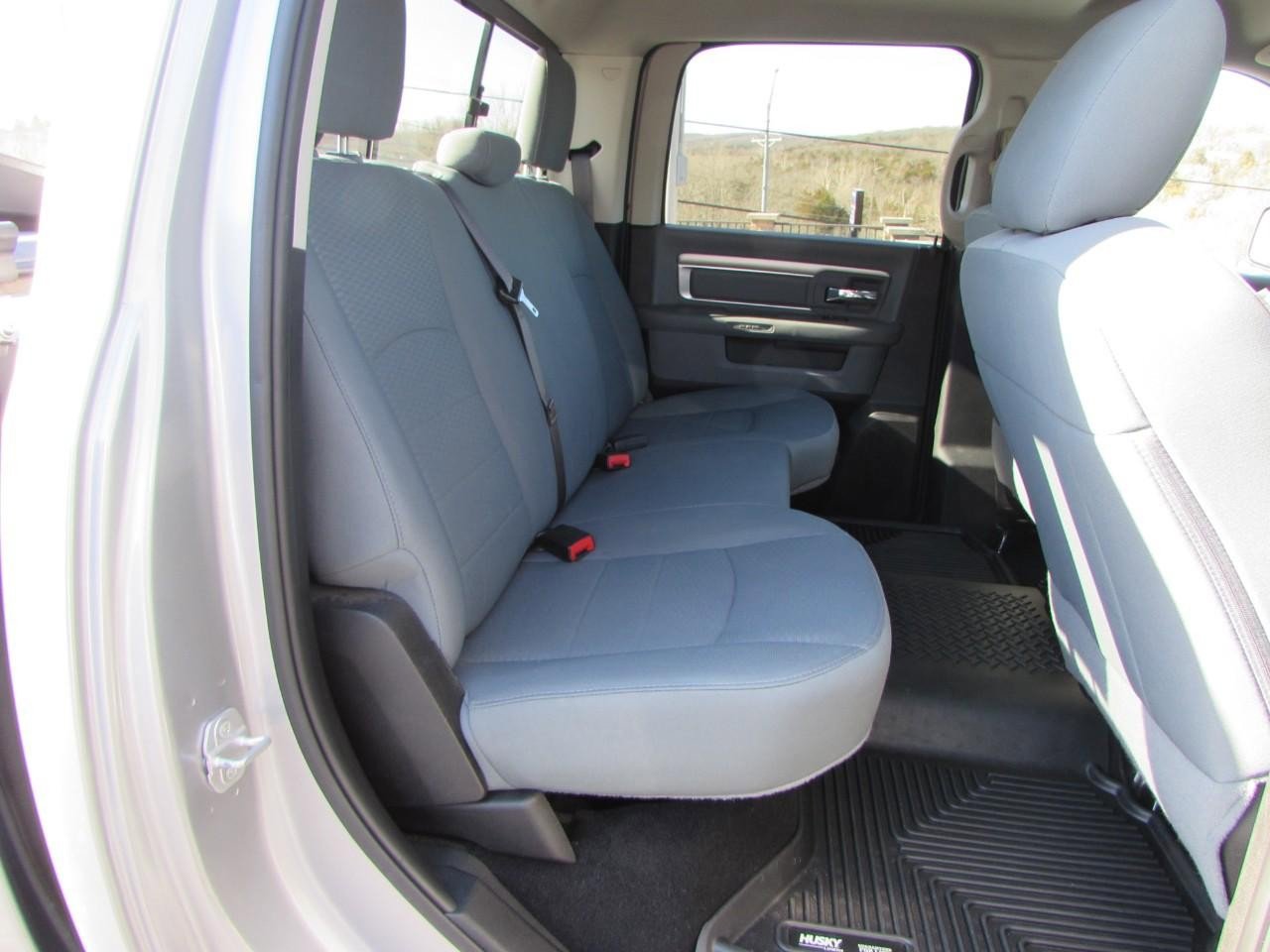 Used 2019 RAM 1500 Classic SLT image 21