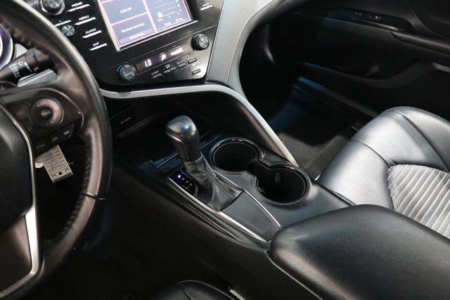 Used 2019 Toyota Camry SE FWD image 28