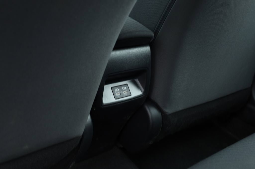 Used 2024 Toyota Corolla LE image 13