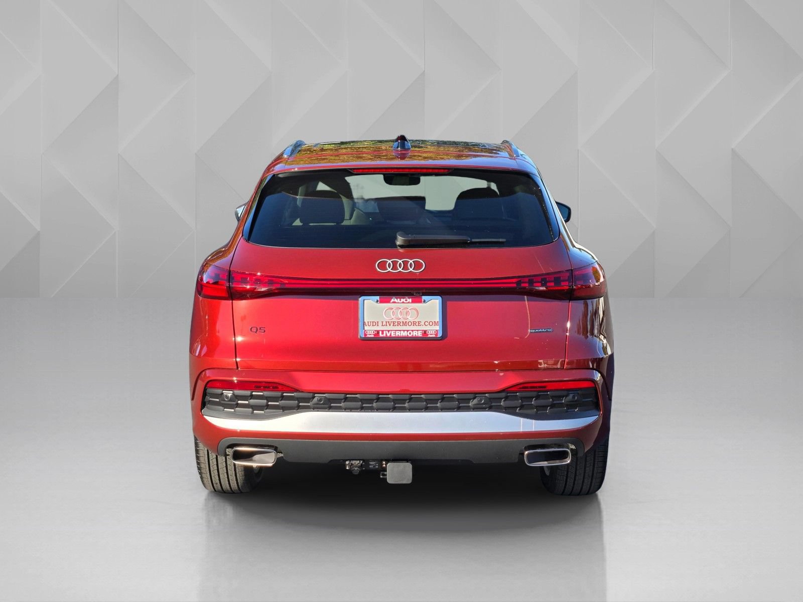 Used 2025 Audi Q5 Premium Plus w/ Premium Plus AWD/4WD image 5