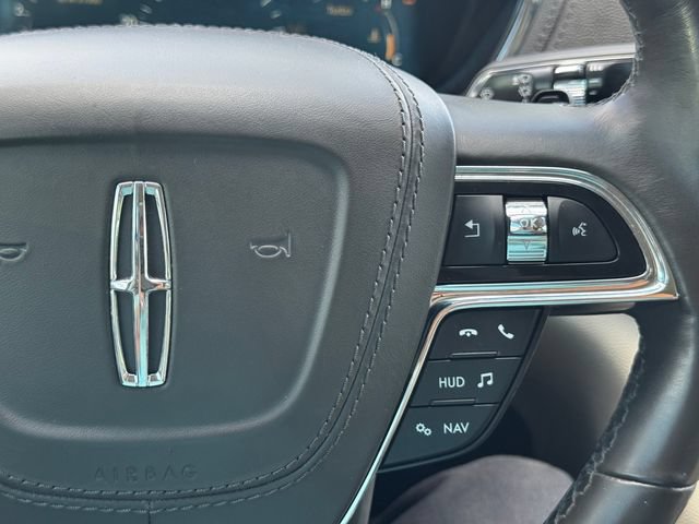 Used 2018 Lincoln Continental Reserve AWD/4WD image 25