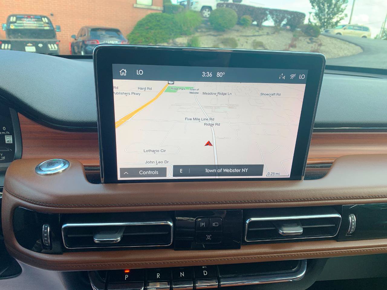 Used 2020 Lincoln Aviator Reserve w/ Equipment Group 201A AWD/4WD image 11