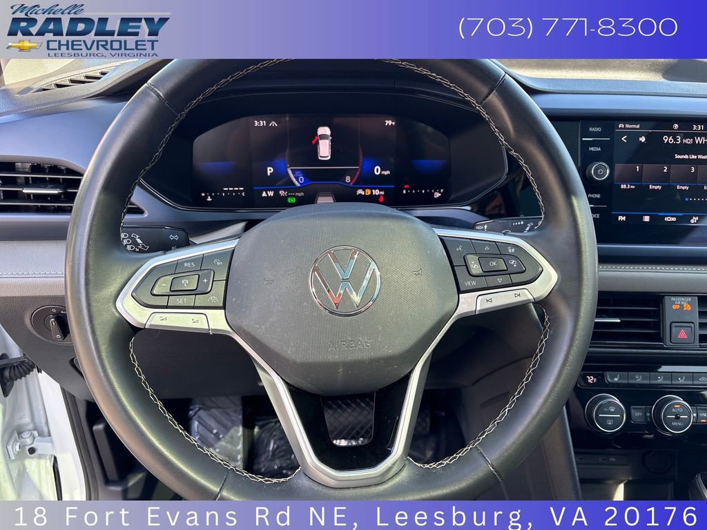 Used 2024 Volkswagen Taos SE AWD/4WD image 15