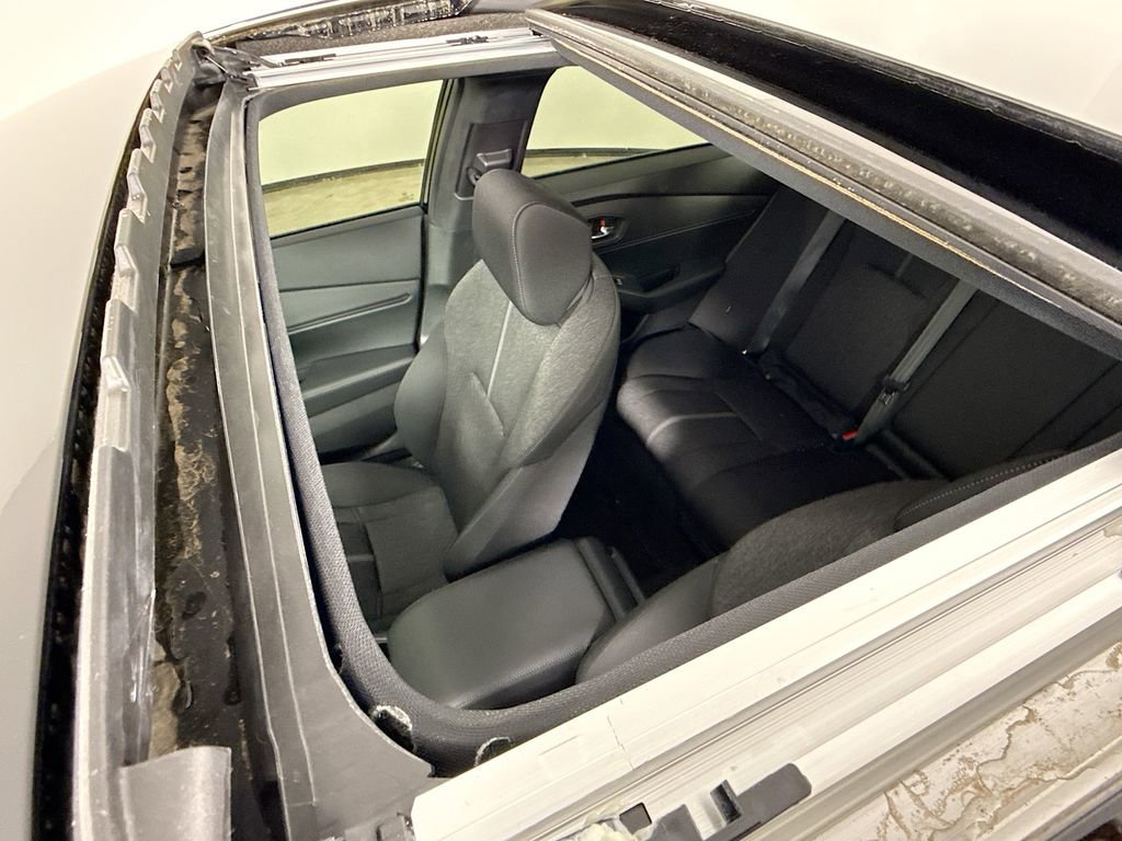 Used 2025 Honda Accord Sport image 14