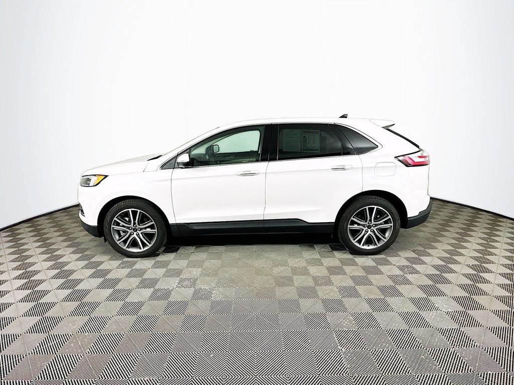 Used 2024 Ford Edge Titanium w/ Equipment Group 301A AWD/4WD image 6