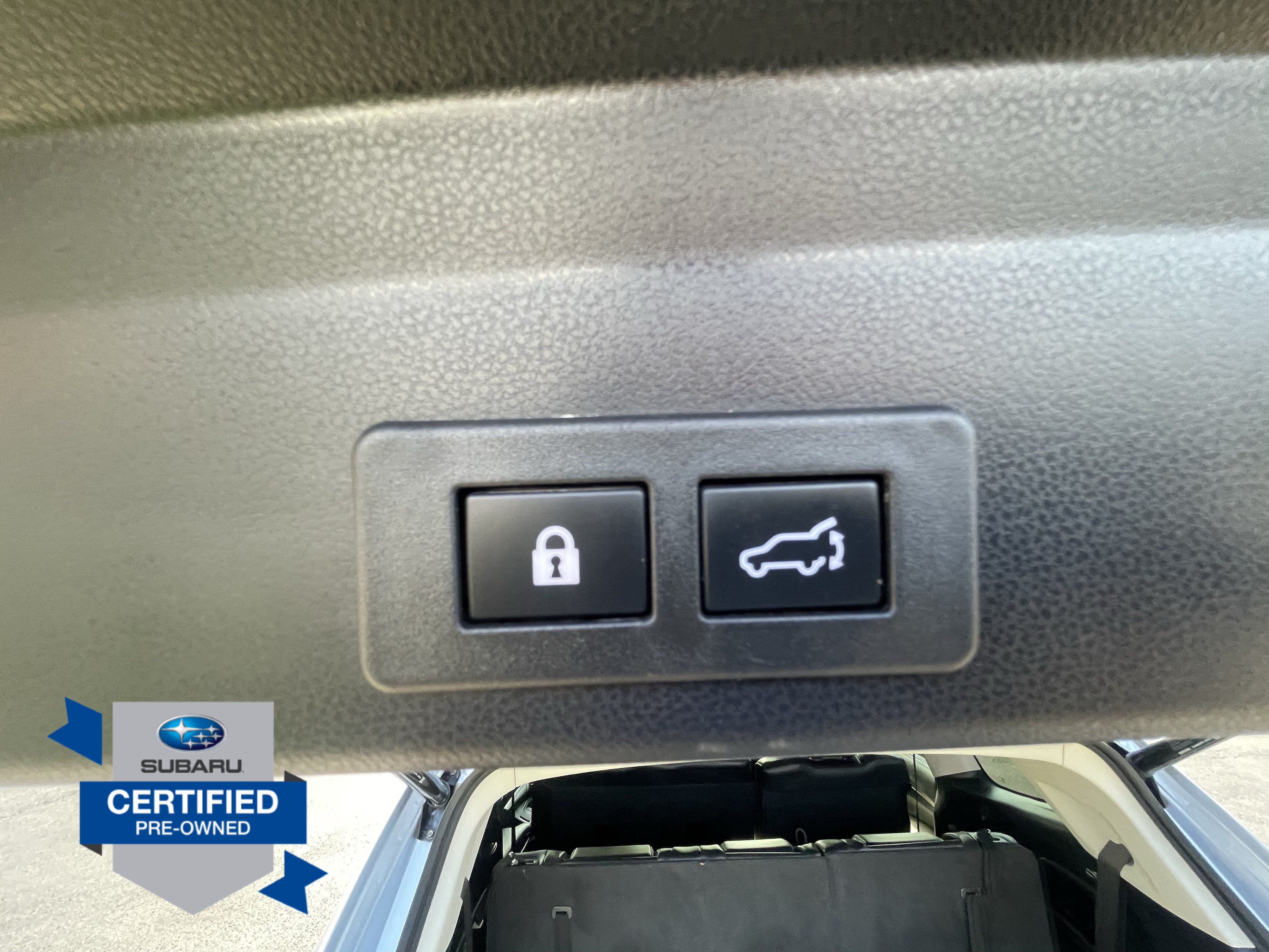 Used 2024 Subaru Ascent Limited w/ Technology Package AWD/4WD image 15