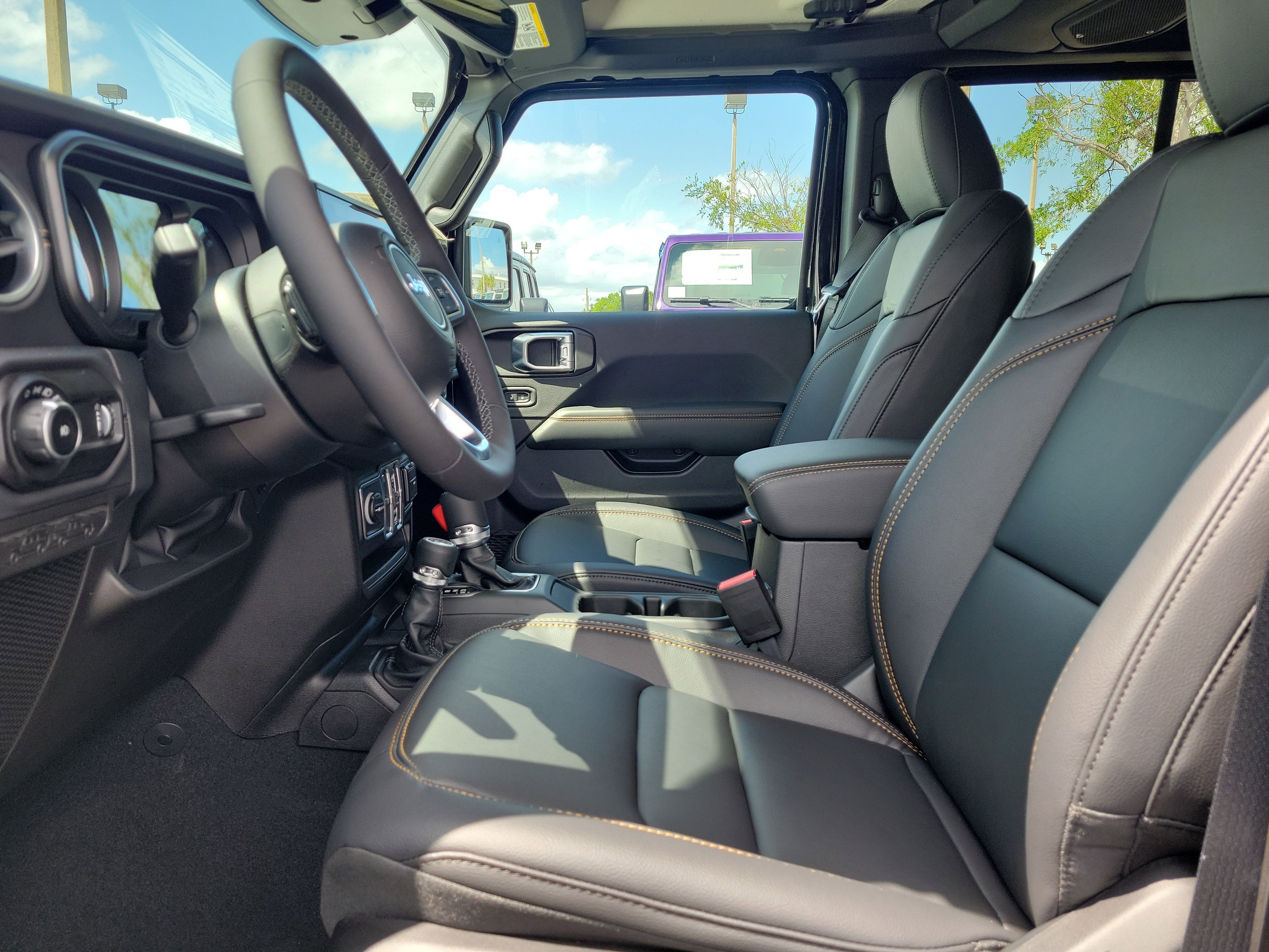 New 2026 Jeep Wrangler Unlimited Sahara AWD/4WD image 11