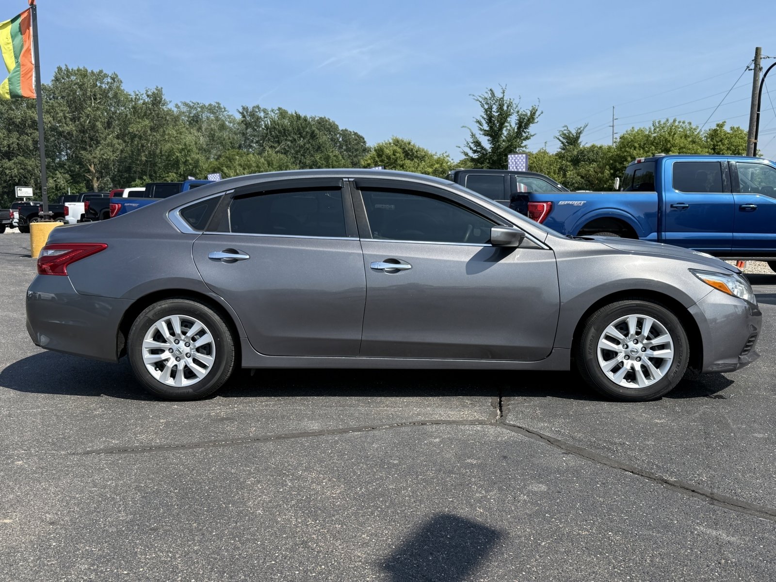Used 2018 Nissan Altima 2.5 S w/ S Convenience Package image 9