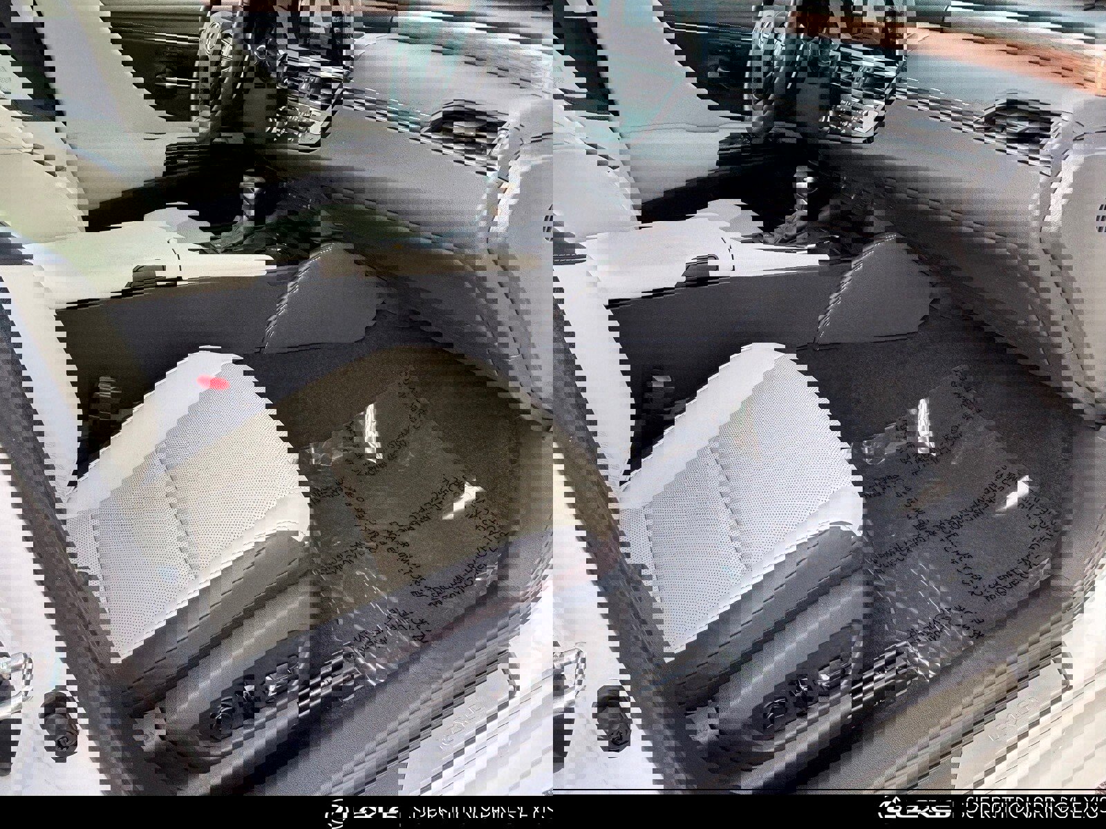 Certified 2025 Lexus ES 300h w/ Premium Package image 13